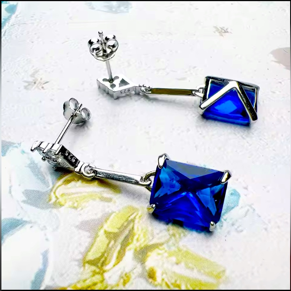 Elegant Blue Silver Earrings - Picture 5 of 6
